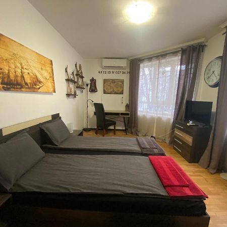 Apartament Bogoslovovi Warna Zewnętrze zdjęcie